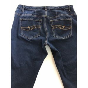 Miss Tina Jeans Size 8